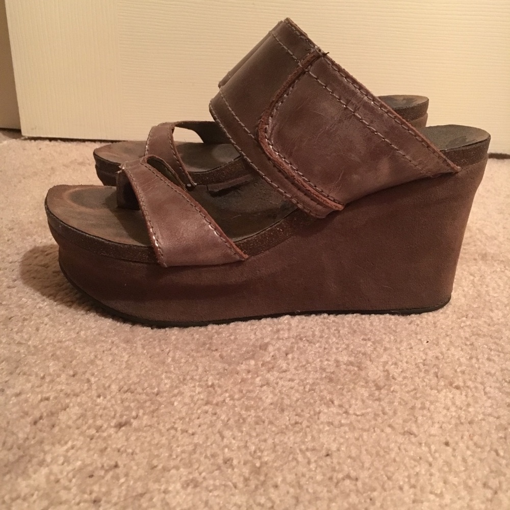 OTBT slide on wedges